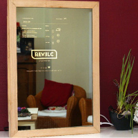Revelc - Smart Mirror Revelc - Smart Mirror